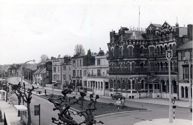 Picture of The Esplanade Hotel, Ryde