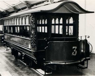 Ryde Pier horse drawn tram c1900. Permission of Hull Transport Museum