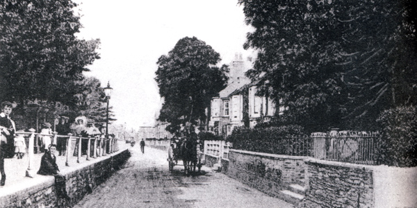 Carisbrooke High Street