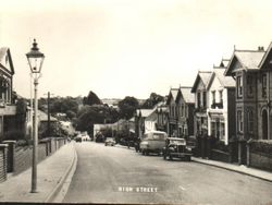 Looking down the High Street circa 1950s