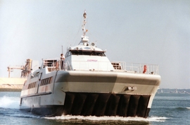 Picture of the Sant Agata at Southampton Town Quay during the first attempt at the service in 1990.